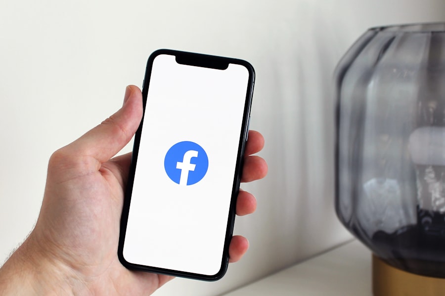Connect with visitors using Facebook Messenger