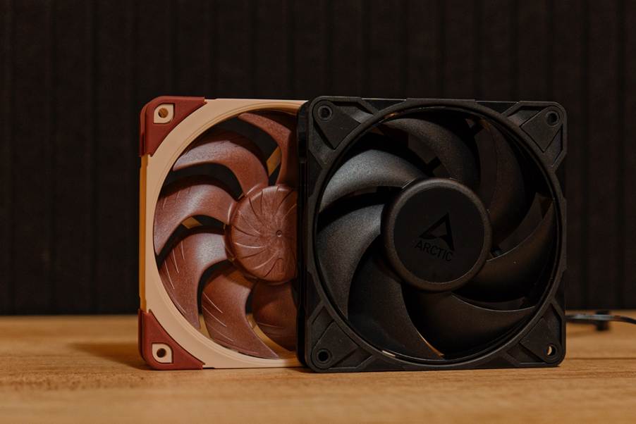 PC Fan Faceoff: Arctic P12 Pro vs Noctua NF-A12x25 G2