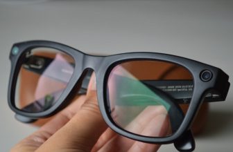 Meta plans to make an AI pendant and more smart glasses soon