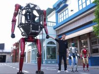 The Unitree GD01 Is a Giant Mecha Robot You Can Actually Buy