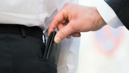 A Russian speaker and jailbroken Gemini went on a hacking spree and emptied at least one MAGA victim's crypto wallets