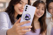 Oppo’s Bubble is a thin round screen for taking rear camera selfies