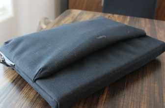 I Never Liked a Laptop Sleeve Until I Tried the Bellroy Laptop Caddy