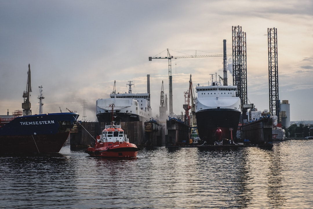 Photo shipyard