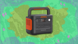 Regularly $799, the Jackery Explorer 1000 v2 power station is $429 right now at Amazon