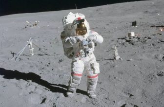 What happens to your brain in space?