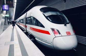 Photo commuter trains
