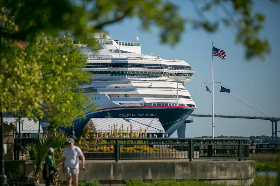 carnival cruise line