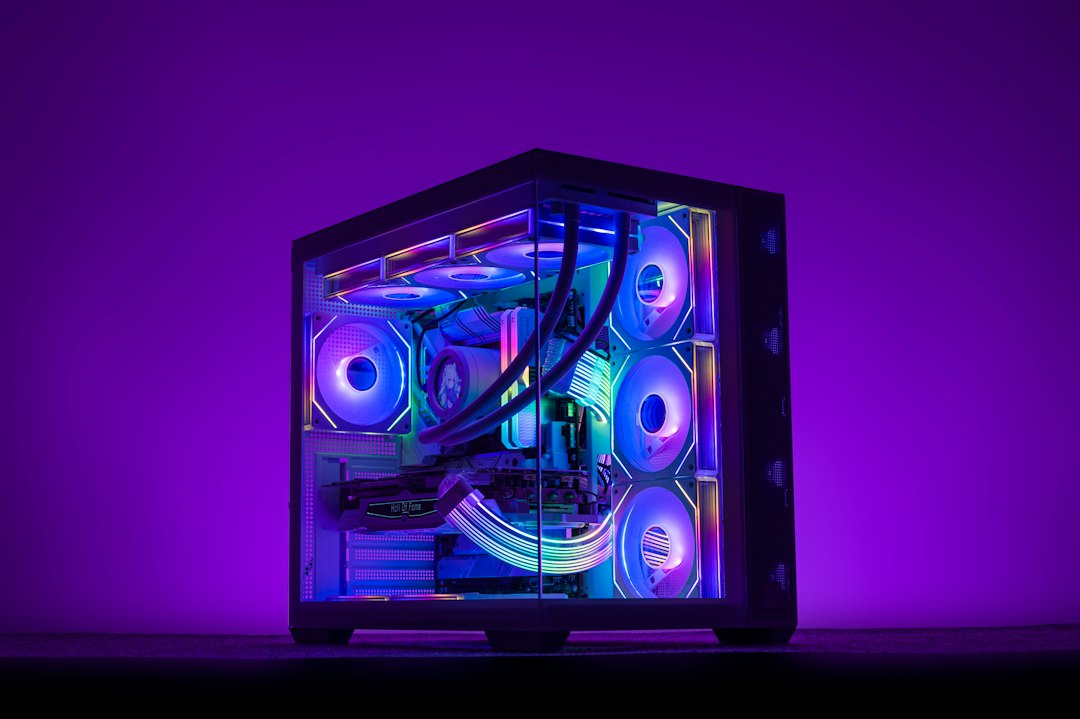 Photo RTX 5080 Ryzen 7 9800X3D prebuilt PC